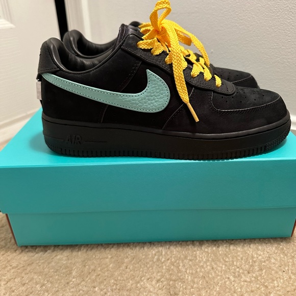 Nike Air Force 1 Tiffany and Co. 1837 - Picture 5 of 8